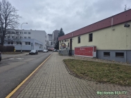 Pron�jem komer�n�ho objektu : Obchodn� centrum, Praha 9, Let�any