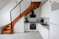Pron�jem bytu 2+kk, 43 m2, OV, Praha 5, Sm�chov, ul. Radlick�