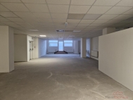 Pron�jem komer�n�ho objektu , �lapanice (okres Brno-venkov)