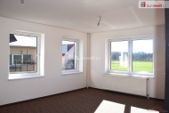 Pron�jem obchodn�ch prostor, Sukorady (okres Mlad� Boleslav)