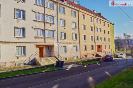 pohled na d�m s bytem ve zv��en�m p��zem�