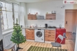 aktu�ln� foto pokoje s kuchy�sk�m koutem