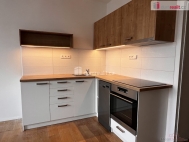 Pron�jem bytu 2+kk, 36 m2, OV, Zl�n, ul. U Troj�ku