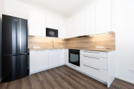 Pron�jem bytu 2+kk, 37 m2, OV, Praha 9, �ern� Most, ul. Arno�ta Valenty