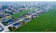 Prodej pozemku , zem�d�lsk� p�da, ھice (okres M�ln�k) - exkluzivn�