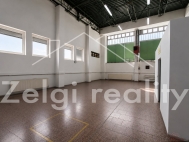 Pron�jem skladovac�ch prostor, B�eclav
