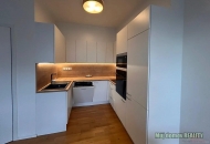 Pron�jem bytu 2+kk, 53 m2, OV, Praha 8, Libe�, ul. Zenklova