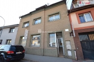 Pron�jem obchodn�ch prostor, Kralupy nad Vltavou (okres M�ln�k)