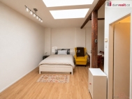 Pron�jem bytu 1+kk, 34 m2, OV, Praha 5, Sm�chov, ul. Lidick�