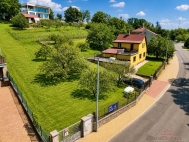 Prodej pozemku , ur�en� k v�stavb� RD, Praha 9, Doln� Po�ernice