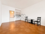 Prodej bytu 1+kk, 24 m2, OV, Praha 4, Michle, ul. Pod d�lnic�