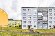Prodej bytu 2+1, 57 m2, OV, Hrozn�t�n (okres Karlovy Vary), ul. S�dli�t� - exkluzivn�