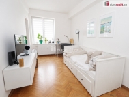 Pron�jem bytu 1+1, 29 m2, OV, Praha 6, Bubene�, ul. n�m�st� Interbrig�dy