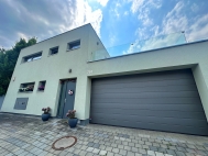 Prodej blokového RD, 216 m2, Praha 5, Lipence