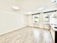 Pron�jem bytu 3+kk, 65 m2, DV, Praha 9, Hrdlo�ezy, ul. �eskobrodsk�