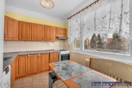 Prodej bytu 3+1, 62 m2, OV, L�zn� Bohdane� (okres Pardubice), ul. Na Lu�ci