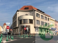 Pron�jem komer�n�ho objektu : Administrativn� b., M�ln�k - exkluzivn�