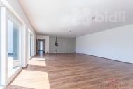 Prodej blokov�ho RD, 231 m2, Zaje�� (okres B�eclav) - exkluzivn�