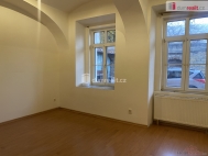 Pron�jem bytu 1+kk, 19 m2, OV, Praha 8, Kobylisy, ul. Zenklova