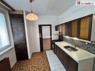 Pron�jem bytu 3+1, 70 m2, DV, Luha�ovice (okres Zl�n), ul. Dru�stevn�