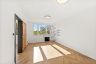 Prodej bytu 3+1, 73 m2, OV, Praha 4, Michle, ul. B�tovsk�