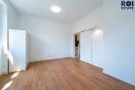 Pron�jem bytu 1+1, 26 m2, OV, Praha 4, Nusle, ul. Na bitevn� pl�ni