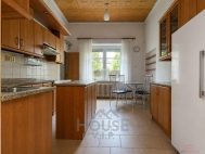 Prodej samostatn�ho RD, 275 m2, 