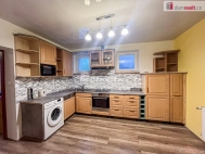 Prodej rohov�ho RD, 339 m2, �pice (okres Trutnov)