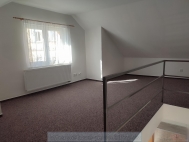 Pron�jem bytu 2+kk, 0 m2, OV, Praha 9, Vyso�any, ul. U Harfy