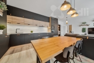 Prodej bytu 3+kk, 80 m2, OV, Pardubice, Ohrazenice, ul. U Sportovn� �koly