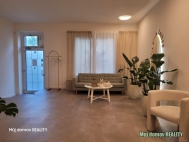 Pron�jem komer�n�ho objektu : Obchodn� centrum, Praha 9, Vyso�any