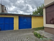 Pron�jem komer�n�ho objektu : V�roba, Praha 9, Let�any