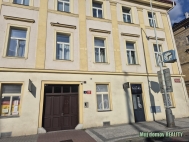 Pron�jem bytu 2+kk, 56 m2, OV, Praha 8, Karl�n, ul. Prvn�ho pluku
