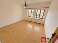 Pron�jem bytu 3+kk, 60 m2, OV, Znojmo, ul. Masarykovo n�m�st�