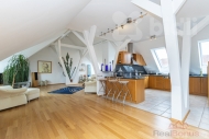 Prodej bytu 3+1, 174 m2, OV, Nov� M�sto na Morav� (okres ���r nad S�zavou), ul. M�rov� - exkluzivn�