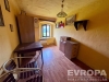 �tuln� pracovna, d�ev�n� podlaha, velk� okno, p�vodn� styl.