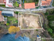 Prodej pozemku , ur�en� k v�stavb� RD, Host�n u Vojkovic (okres M�ln�k)