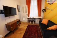 Pron�jem bytu 1+1, 32 m2, OV, Praha 2, Nov� M�sto, ul. H�lkova