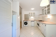Pron�jem bytu 3+1, 64 m2, OV, Praha 8, Kobylisy, ul. Rajmonova