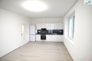 Pron�jem bytu 2+kk, 50 m2, OV, Praha 4, Mod�any, ul. V�trovcova