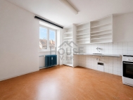 Prodej bytu 2+1, 64 m2, OV, Praha 10, Vr�ovice, ul. 28. pluku