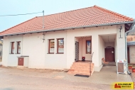 Pron�jem obchodn�ch prostor, Dyje (okres Znojmo)
