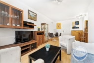 Pron�jem bytu 2+kk, 65 m2, OV, Praha 8, Troja, ul. Hn�zdensk�