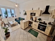 Pron�jem bytu 2+kk, 47 m2, OV, , ul. Na hroud�