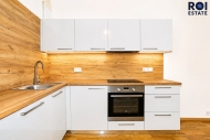 Pron�jem bytu 2+kk, 57 m2, OV, Praha 5, Ko���e, ul. Pod Kaval�rkou
