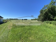 Prodej pozemku , ur�en� k v�stavb� RD, Mahou� (okres Prachatice)