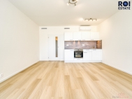 Pron�jem bytu 1+kk, 35 m2, OV, Praha 9, Hloub�t�n, ul. Kolbenova