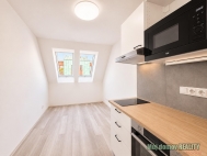 Pron�jem bytu 2+1, 43 m2, OV, Praha 8, Libe�, ul. Vac�nova