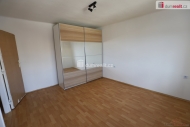 Pron�jem bytu 2+1, 65 m2, OV, Ostrov (okres Karlovy Vary), ul. J�chymovsk�