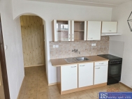 Pron�jem bytu 2+kk, 42 m2, DV, Litom��ice, P�edm�st�, ul. Revolu�n�